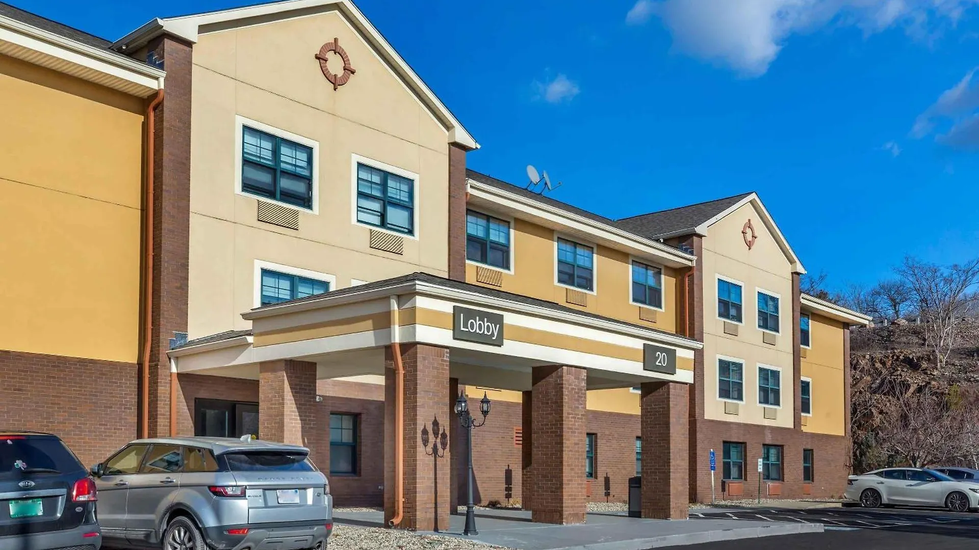 4 Best Budget Hotels in Boston Metropolitan Area
